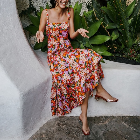 Borgo De Nor Dresses & Skirts - Borgo De Nor Daniela Lemon printed midi dress